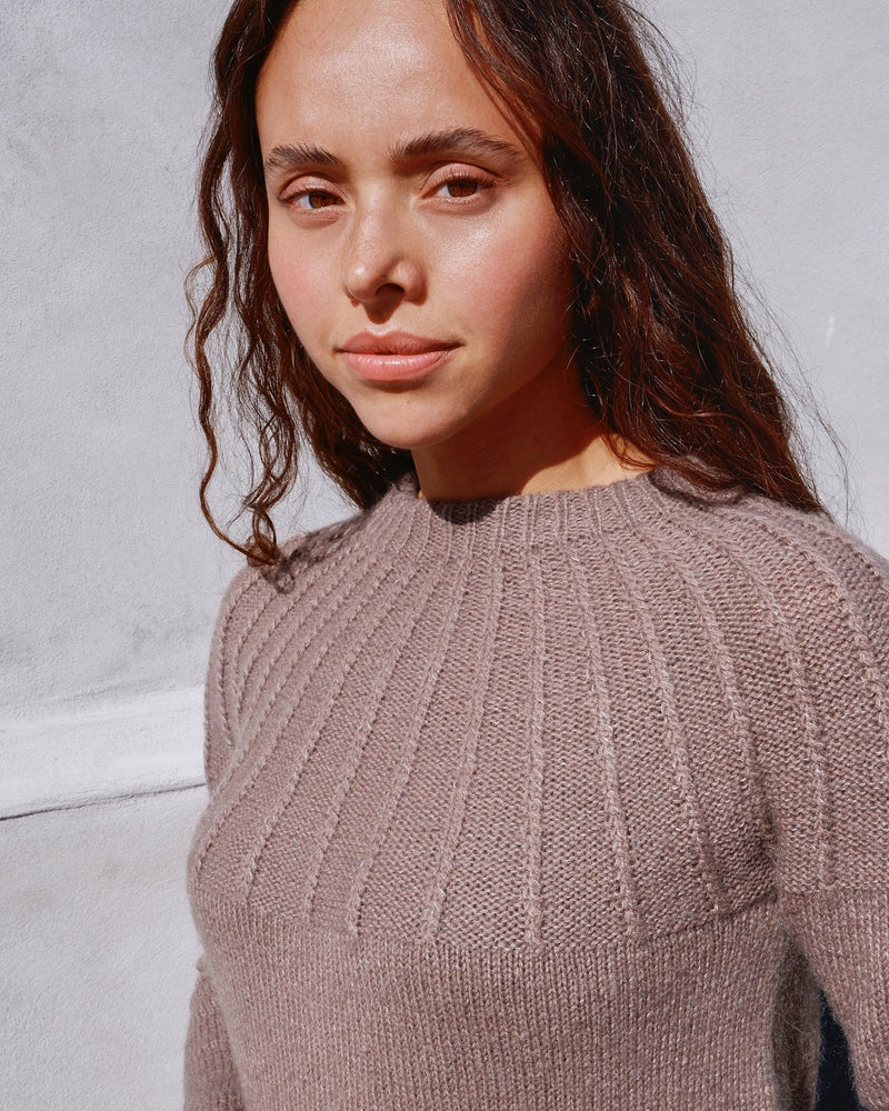 Bjørk Sweater – Strickanleitung & Garnpaket - BONIFAKTUR
