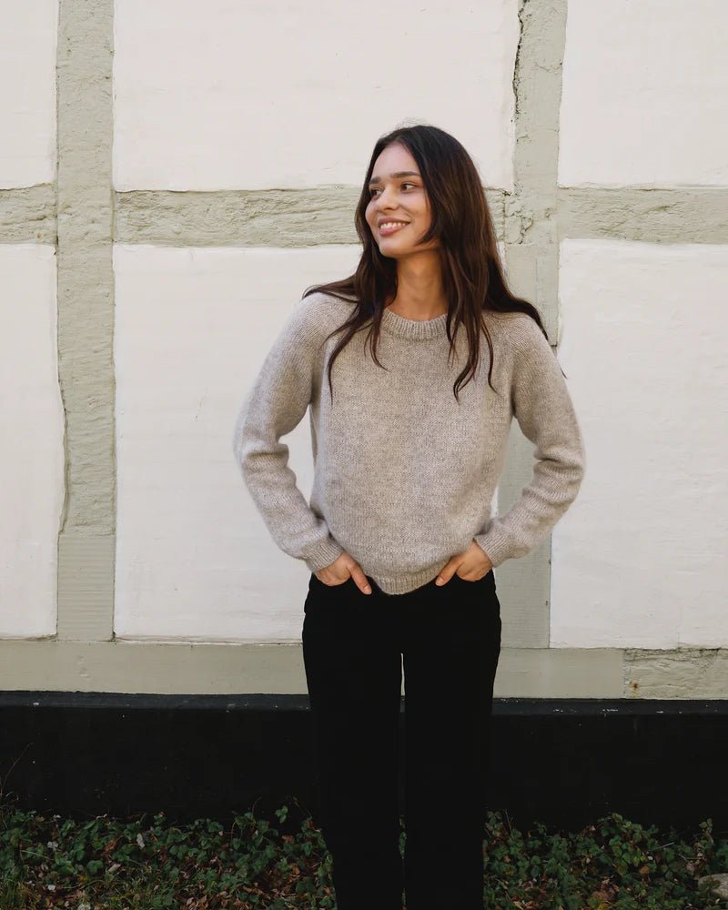 It's not a Sweatshirt – Strickanleitung & Garnpaket - BONIFAKTUR - Kleinste - It's not a Sweatshirt – Strickanleitung & Garnpaket