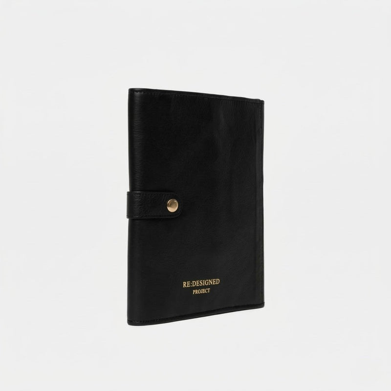 RE:DESIGNED Project 14 - Nadeletui - BONIFAKTUR - Black and Gold - #farbe_black-and-gold