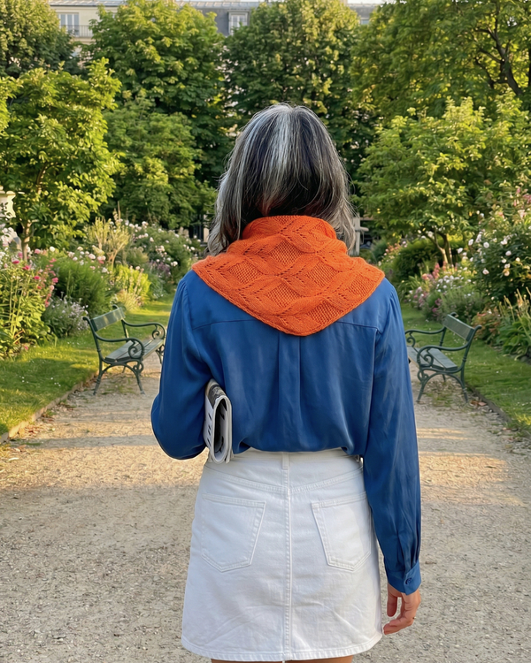 Poet scarf
