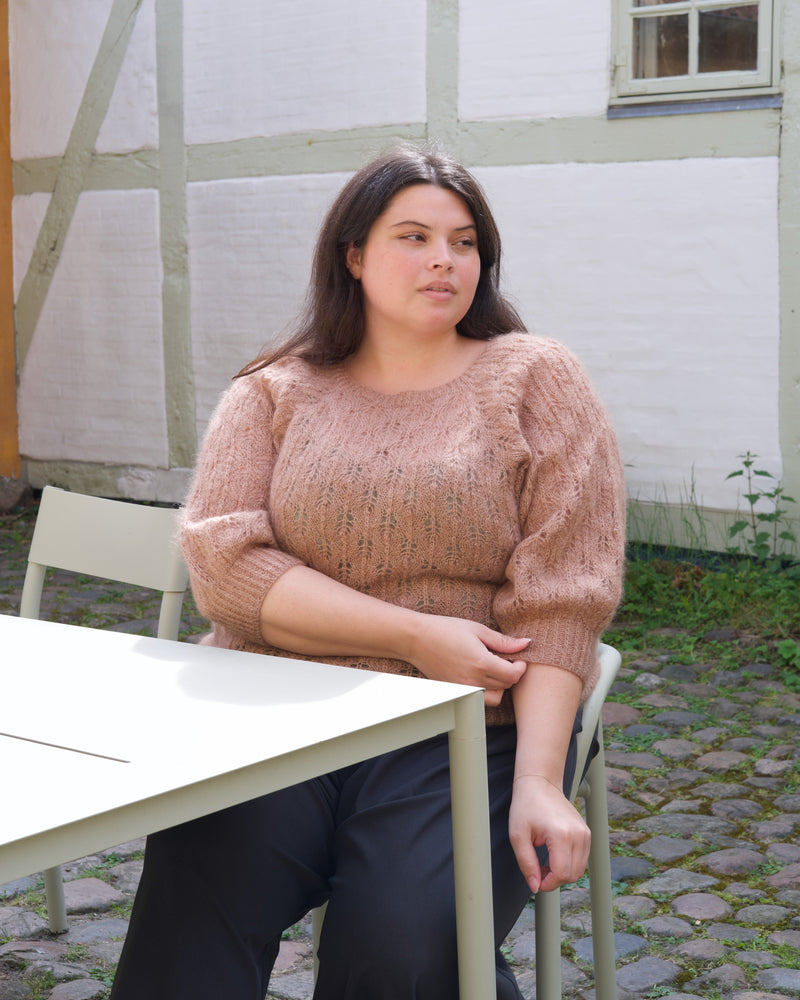 Isolde Blouse – Strickanleitung & Garnpaket - BONIFAKTUR