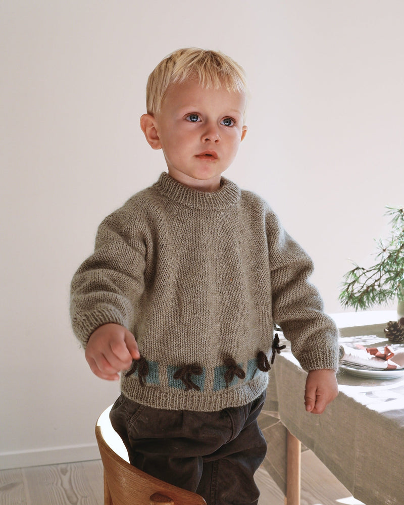 Christmas Morning Sweater Kinder