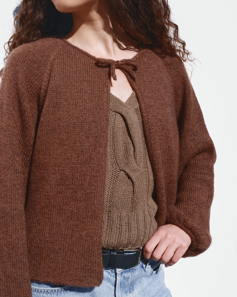 Audrey Cardigan – Strickanleitung & Garnpaket - BONIFAKTUR - Kleinste -Audrey Cardigan – Strickanleitung & Garnpaket - BONIFAKTUR
