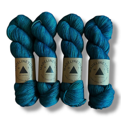 Madelinetosh Tosh Merino Light - BONIFAKTUR - Bluesteau - Madelinetosh Tosh Merino Light