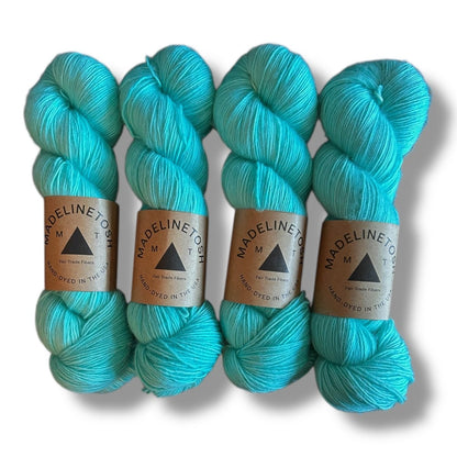 Madelinetosh Tosh Merino Light - BONIFAKTUR - Button Jar Blue - Madelinetosh Tosh Merino Light