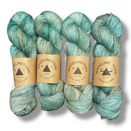 Madelinetosh Tosh Merino Light - BONIFAKTUR - Lost in Trees | Solid - Madelinetosh Tosh Merino Light