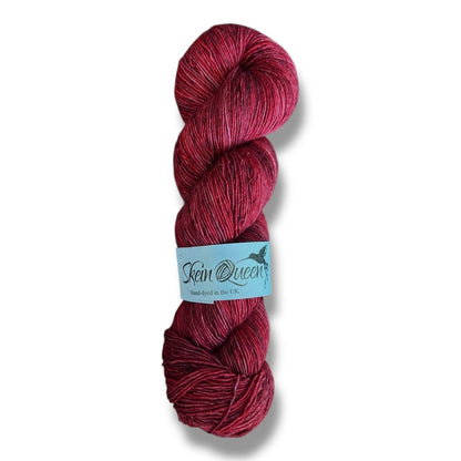 Skein Queen Wriggle - BONIFAKTUR - Brick Kiln - Skein Queen Skein Queen Wriggle Brick Kiln