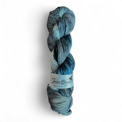 Skein Queen Wriggle - BONIFAKTUR - Jewelled Magpie - Skein Queen Skein Queen Wriggle Jewelled Magpie